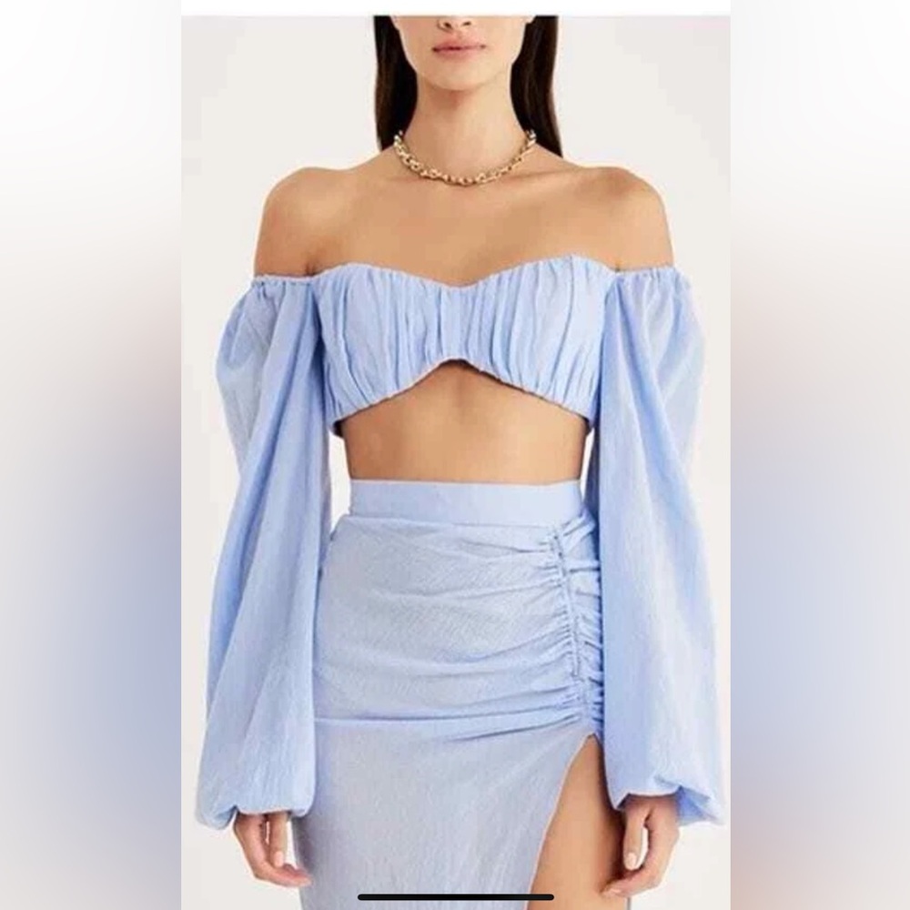 NWT Rumer the LabelCamille Blue off shoulder balloon sleeve crop top Sz m